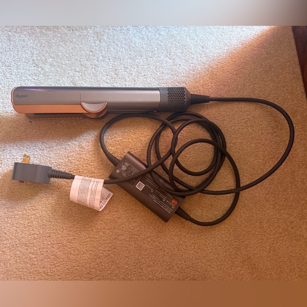 Dyson Airstrait (Wet to Dry Hair Straightener)